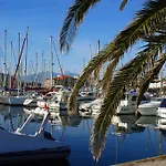 Du Port