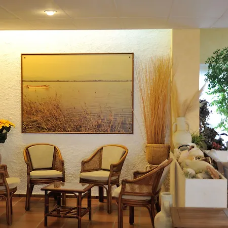 Du Port Hotel 3*