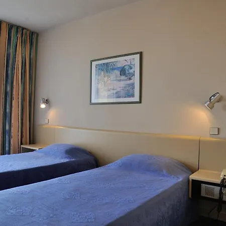 Hotel Du Port