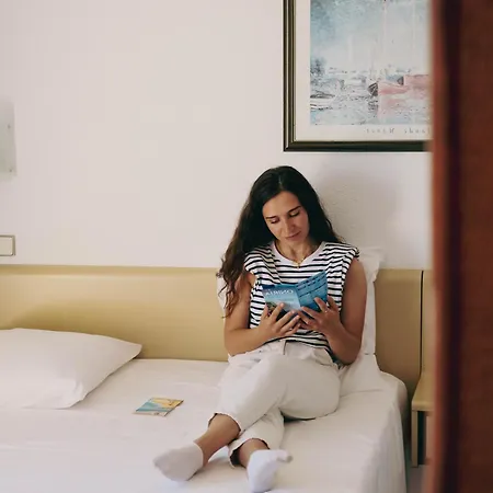 Du Port 3* Canet-en-Roussillon